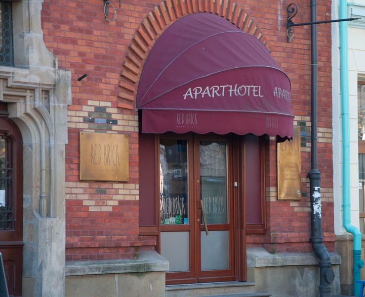 Red Brick Aparthotel